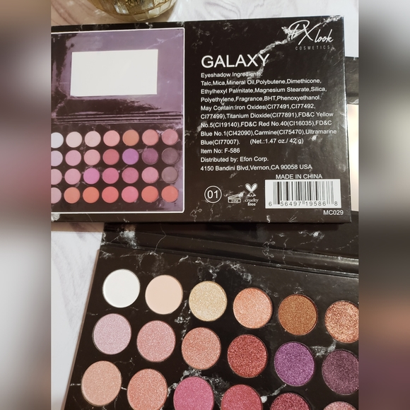 Galaxy From Prolux 28 Color Eyeshadow Palette - Picture 4 of 4